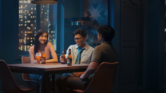 Still from Paraiso Beer Paraiso